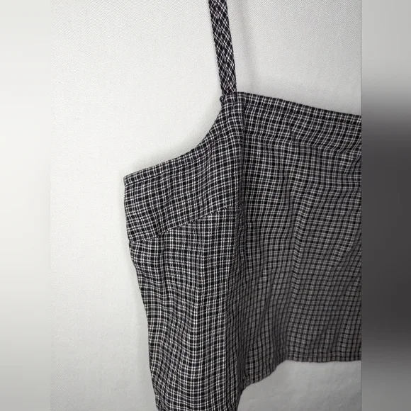 American Eagle NEW Black Plaid Square Neck Tank Crop Top Size Medium - Picture 3 of 9